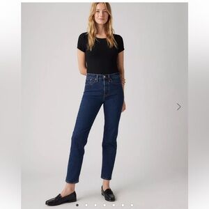 NWT: WEDGIE STRAIGHT FIT WOMEN'S JEANS | Size 28